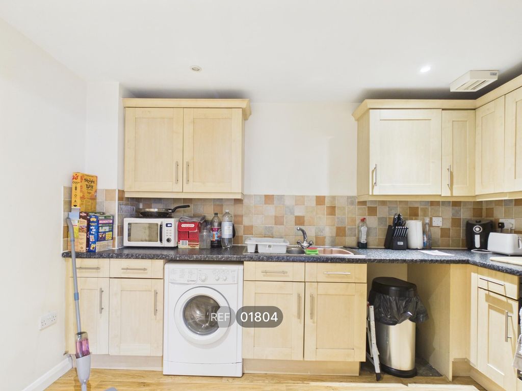 Property photo 2 of 13 Kitchen