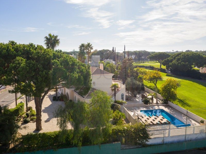 Property photo 3 of 60