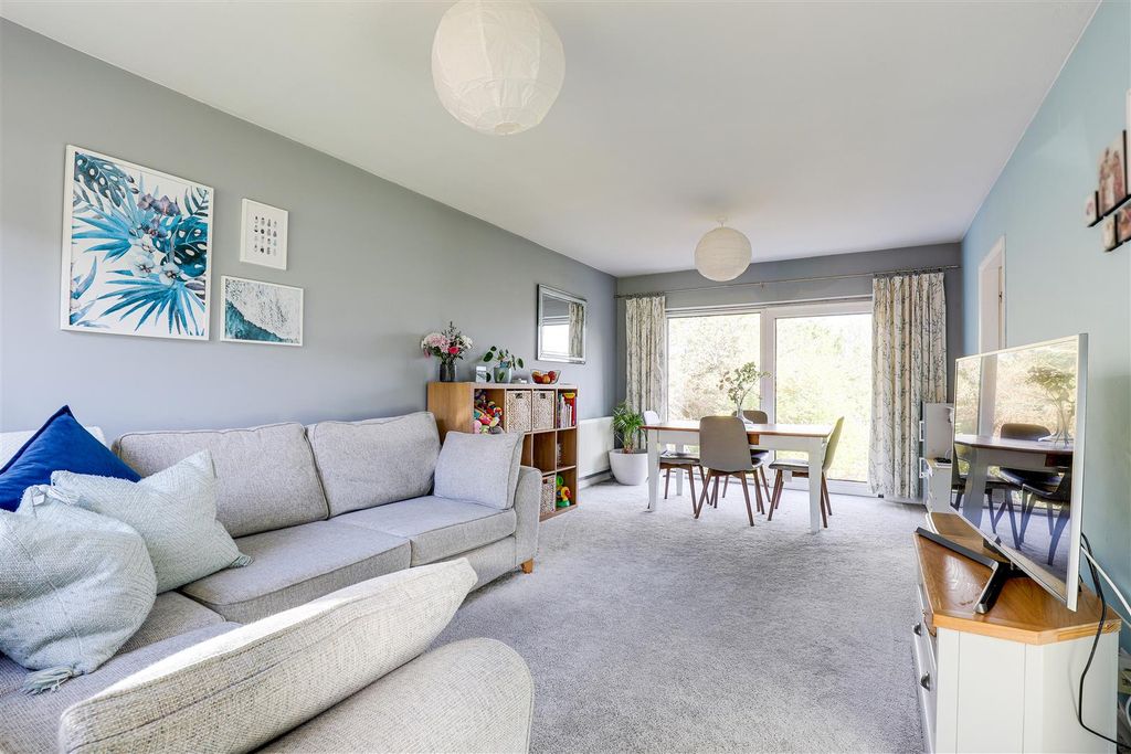 Property photo 3 of 24 Img_0913-Img_0917.Jpg