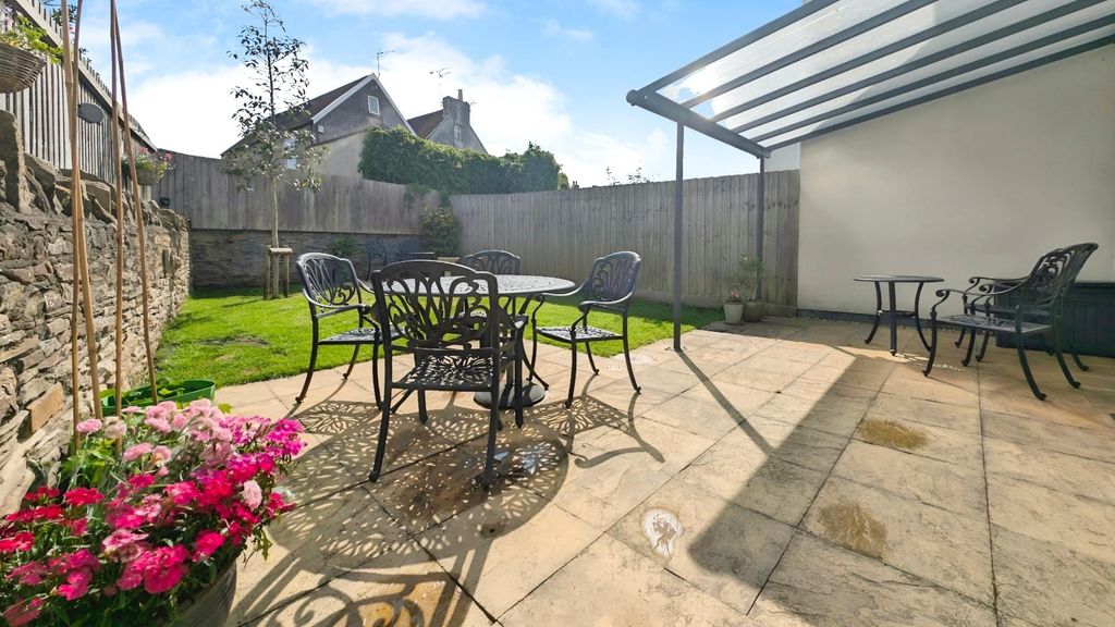 Property photo 3 of 18 0Df67F7d-Pxl_20250606_085904714.Jpg