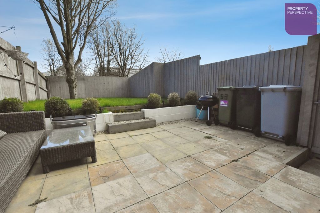 Property photo 2 of 17 Pbox-Img.Jpg