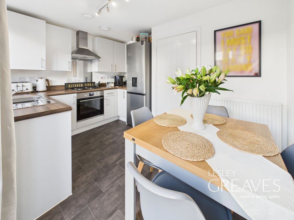 Property photo 3 of 18 Kitchen/Diner