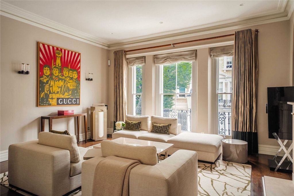 Property photo 3 of 13 Drawing Room