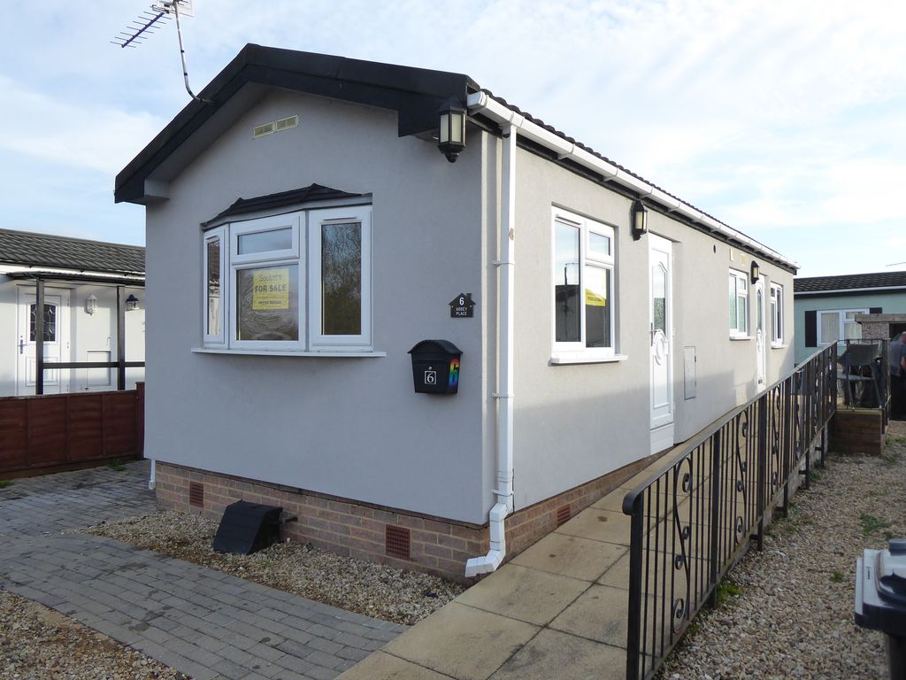 Property photo 1 of 9