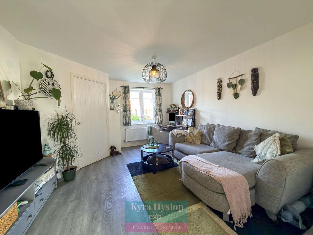 Property photo 3 of 15