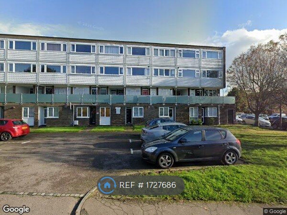 Property photo 2 of 35 Street View