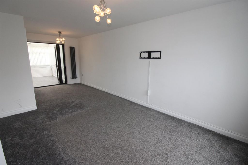 Property photo 2 of 12 Img_0306.Jpg