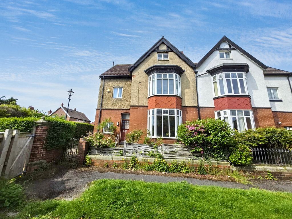 Property photo 1 of 27