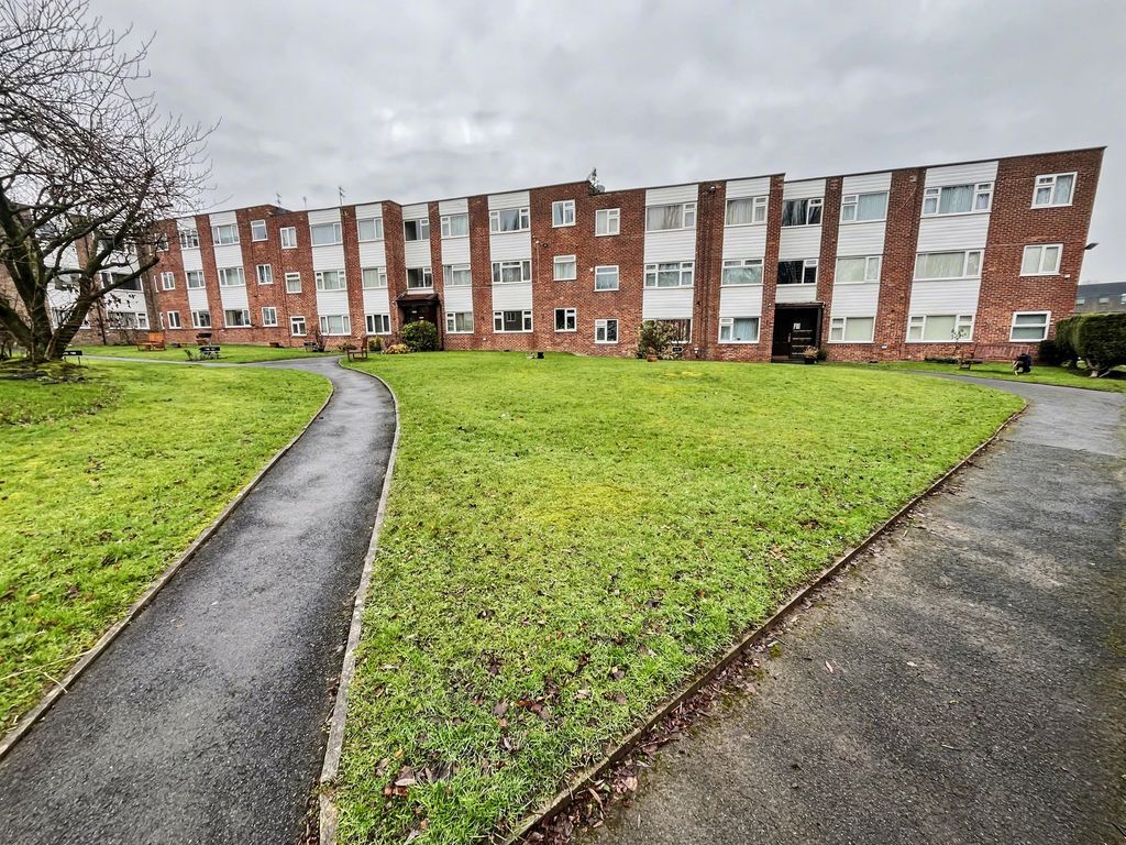 Property photo 1 of 14