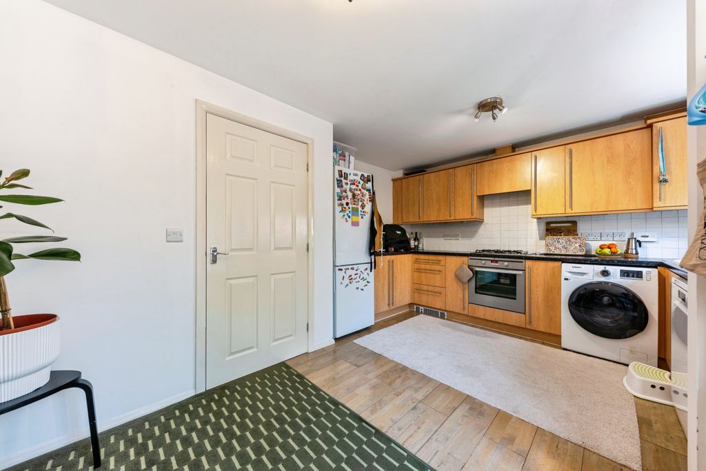 Property photo 3 of 15 Image