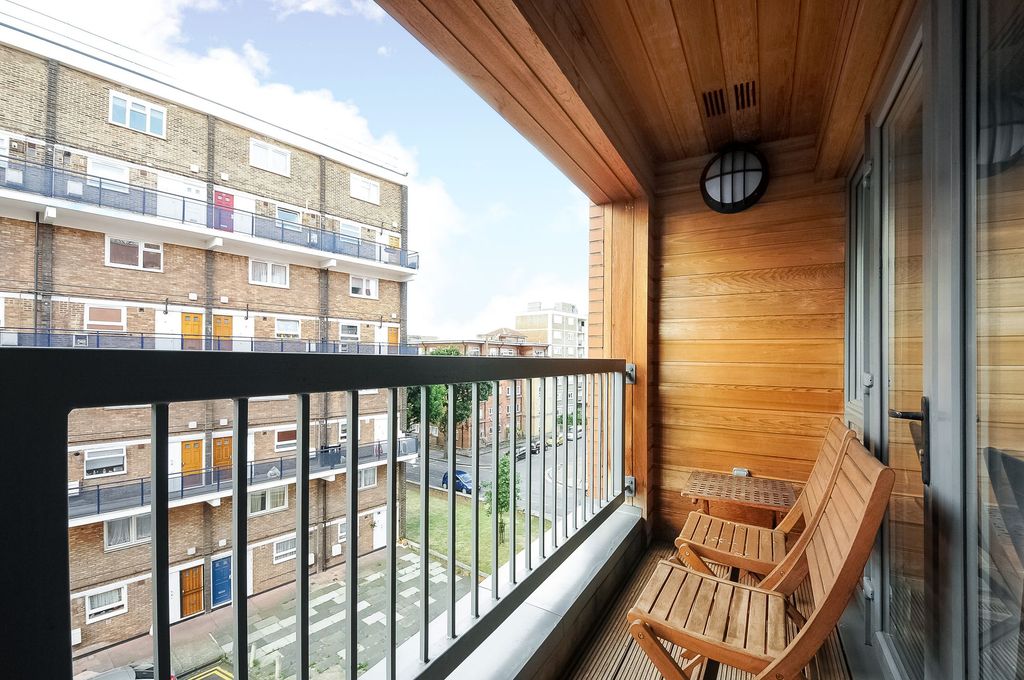 Property photo 3 of 6