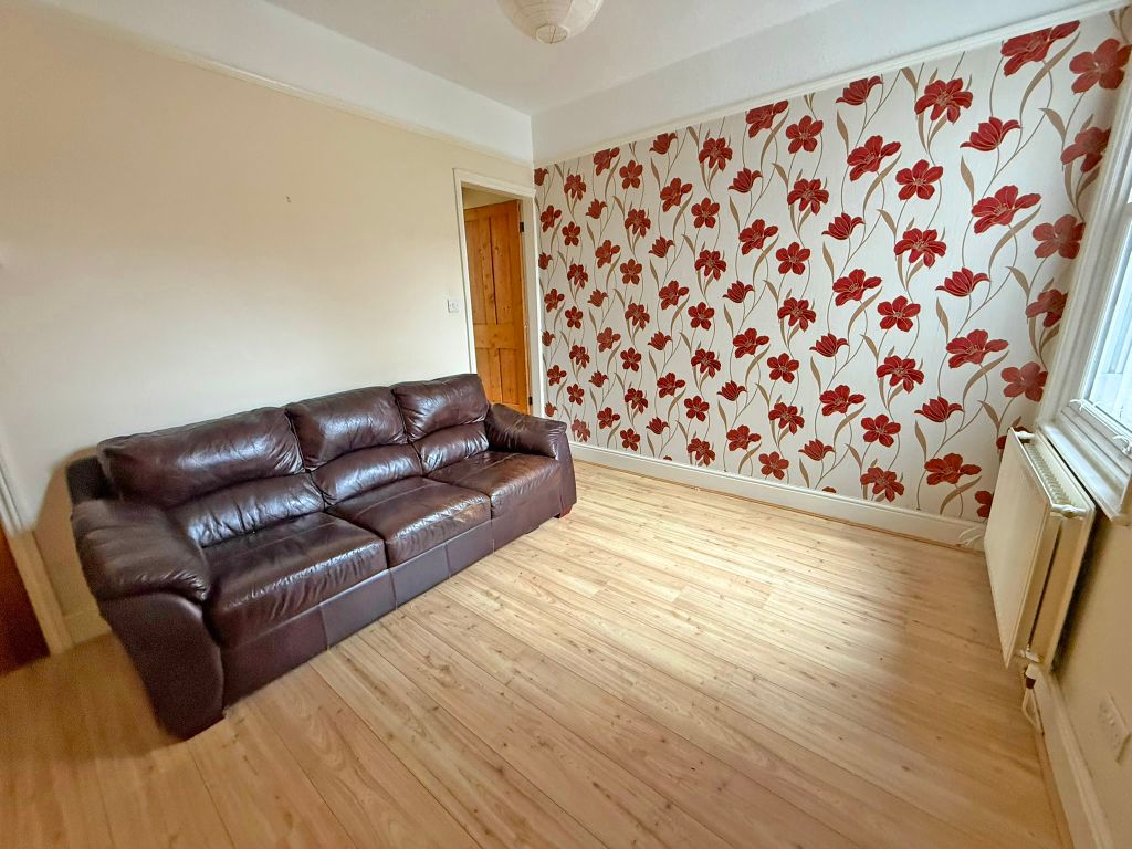 Property photo 3 of 9 Img_6345