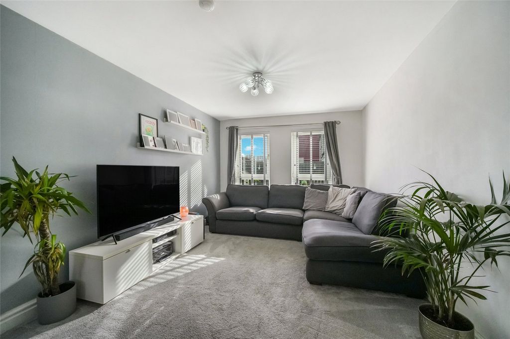 Property photo 2 of 18 Picture No. 02