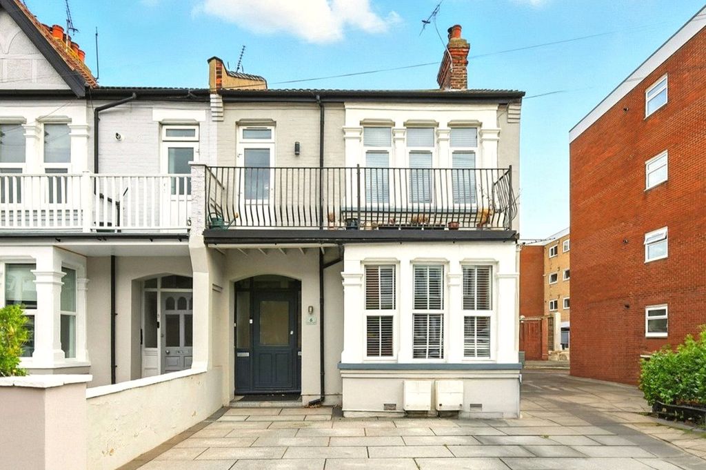 Property photo 1 of 18 Picture No. 35