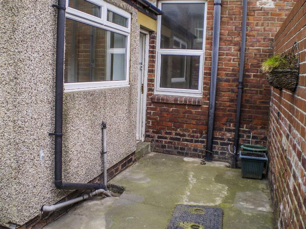Property photo 3 of 4