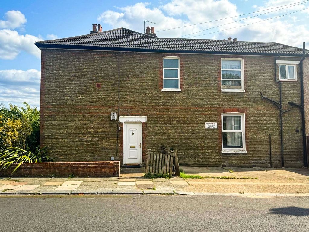 Property photo 1 of 16 Picture No. 25