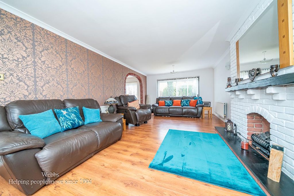 Property photo 2 of 37 Webbs-8.Jpg