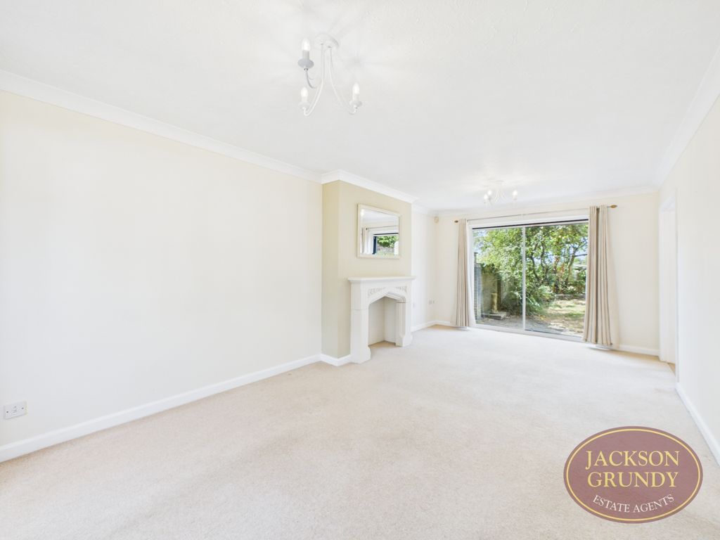 Property photo 3 of 19 Photo 4