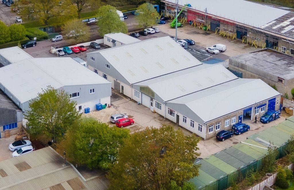 Property photo 1 of 2 Didmarton-2-Storage-To-Let-External-1-1282x830.Jpg