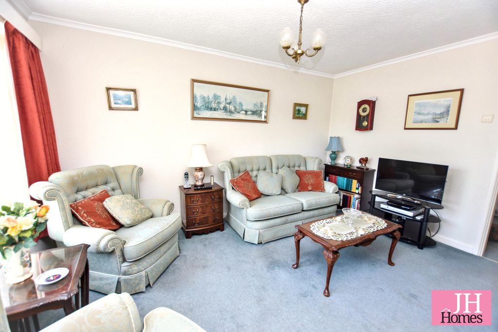 Property photo 3 of 19