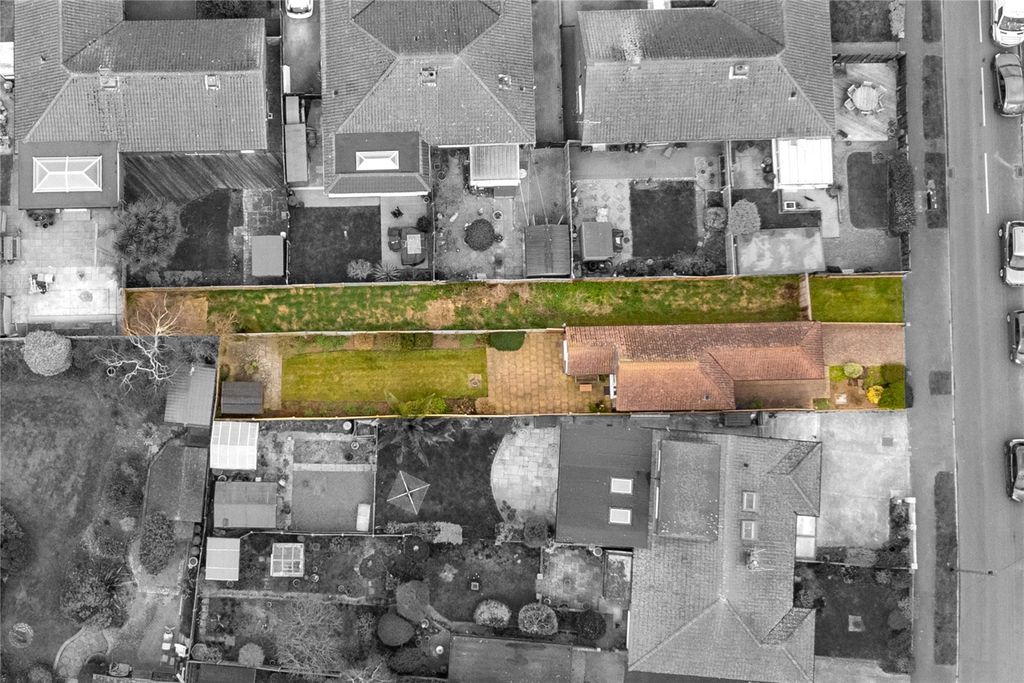 Property photo 3 of 16 Picture No. 28