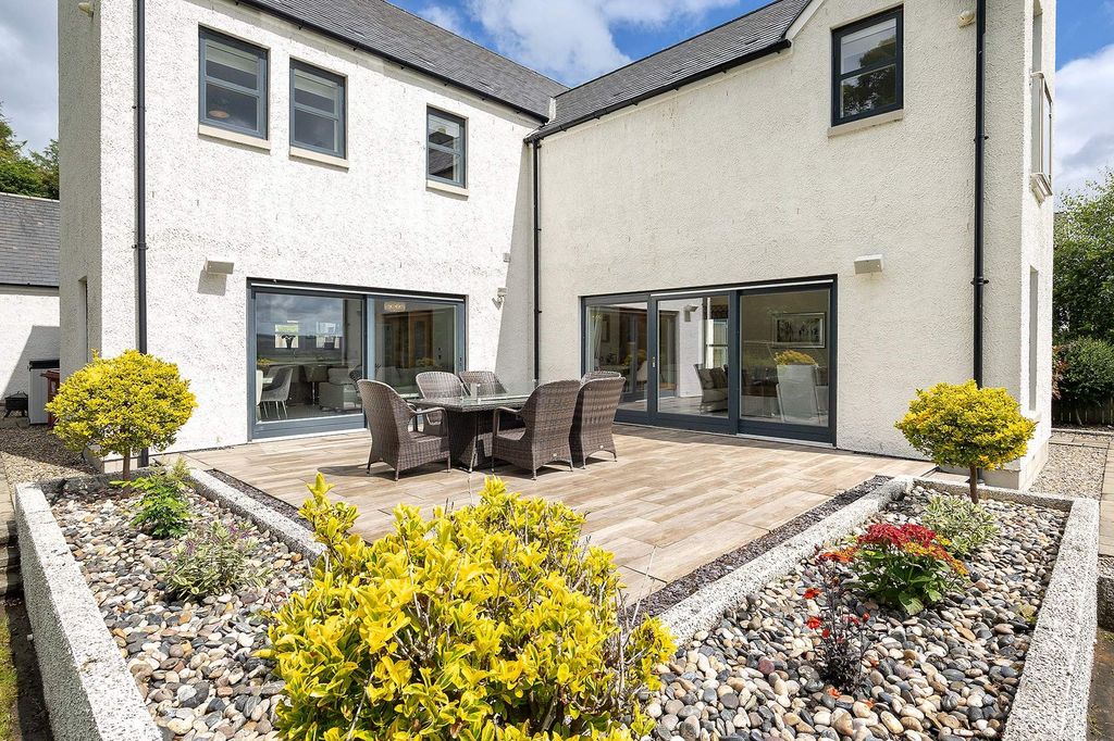 Additional image 42 of 5 bed detached house for saleInglis Place, Larbert FK5