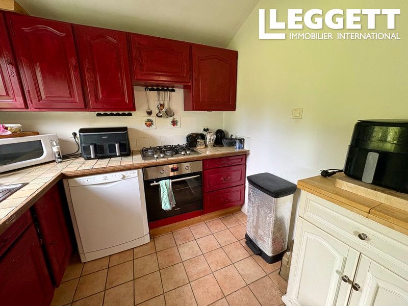 Property photo 2 of 10