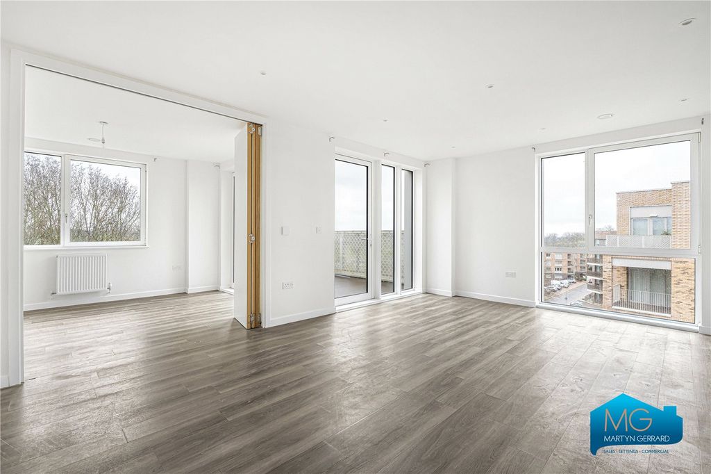 Property photo 2 of 25 Picture No. 07