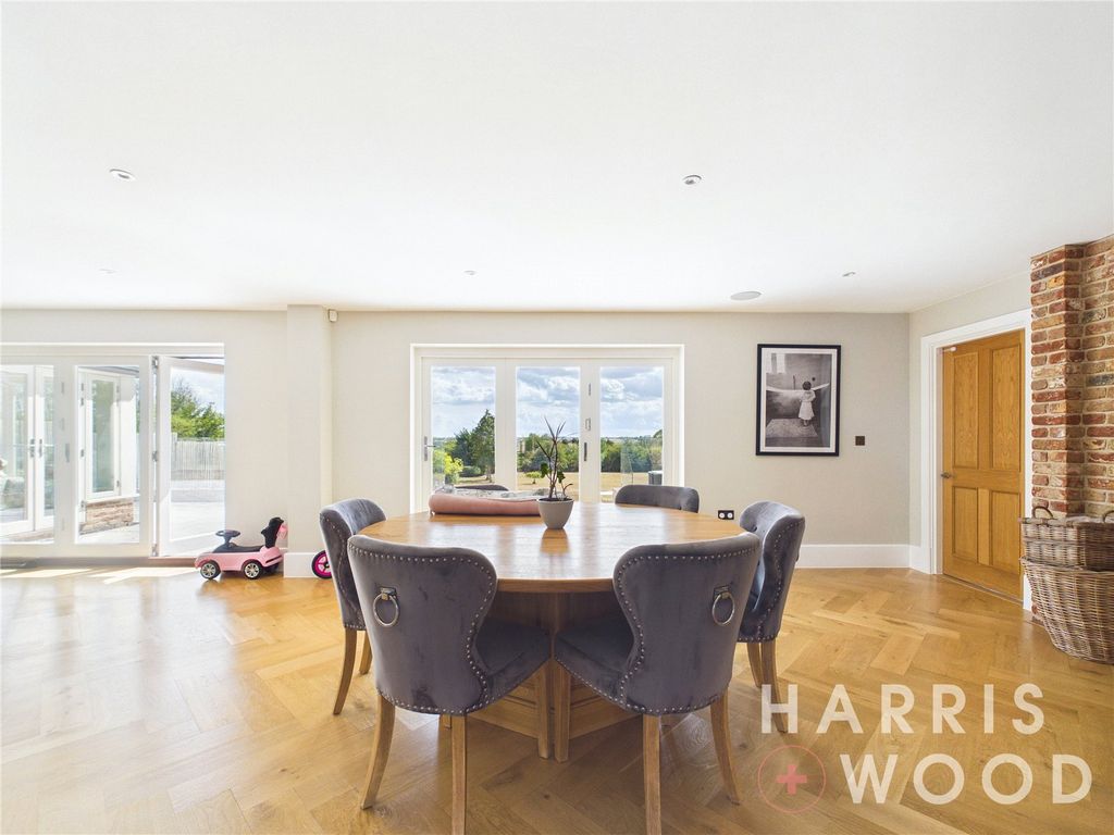 Property photo 3 of 63 Picture No. 30