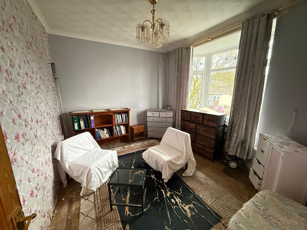 Property photo 2 of 16 Not Specified