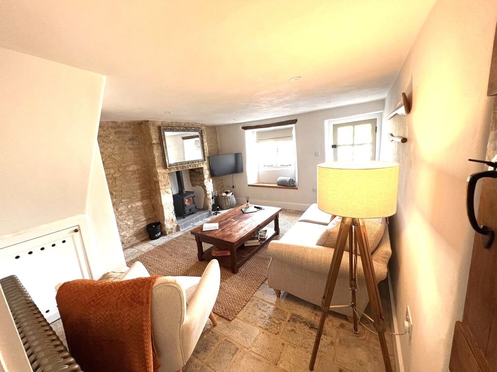 Property photo 3 of 10 Picture No. 08