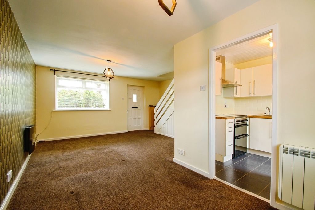 Property photo 3 of 17 Pbox-Img.Jpg