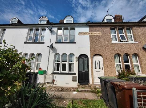 Property photo 1 of 12