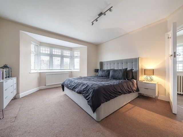 Property photo 3 of 6 Gallery