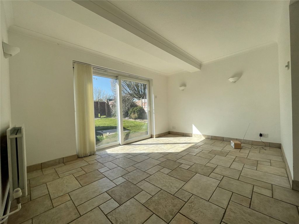 Property photo 1 of 12 Picture No. 05