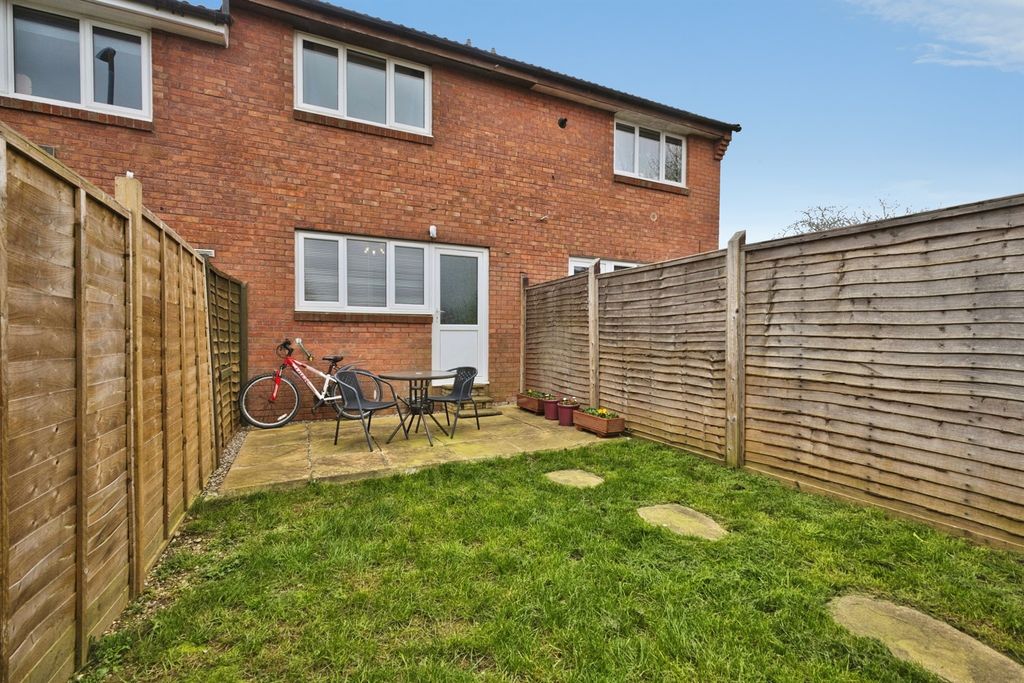 Property photo 2 of 12