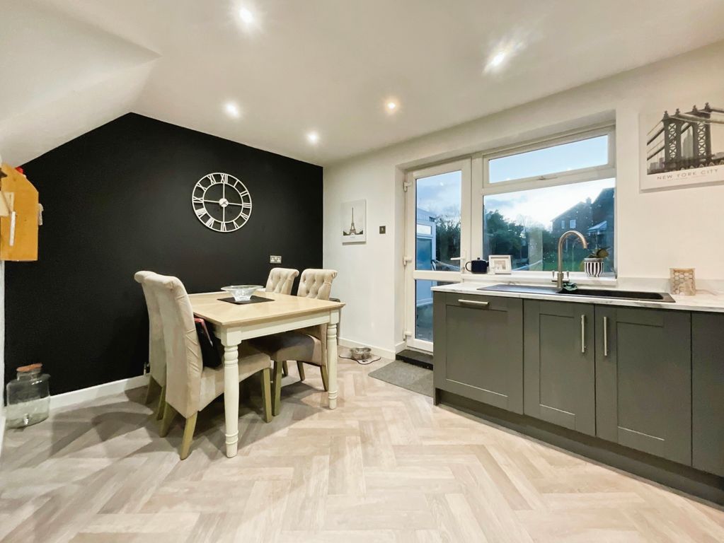 Property photo 3 of 18 Stunning Open Plan Kitchen/Dining Space - Perfect For The Family Or Dinner Parties