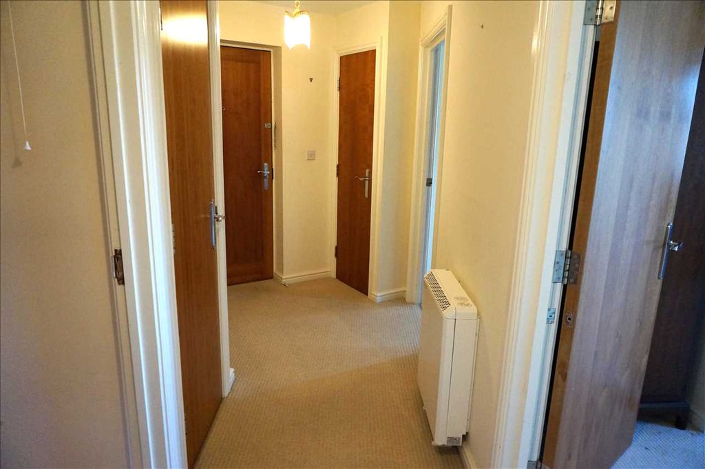 Property photo 3 of 8 Reception Hall :