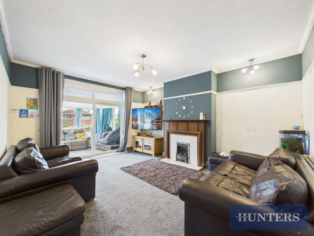 Property photo 2 of 22 Cam05333G0-Pr0276-Still001.Jpg