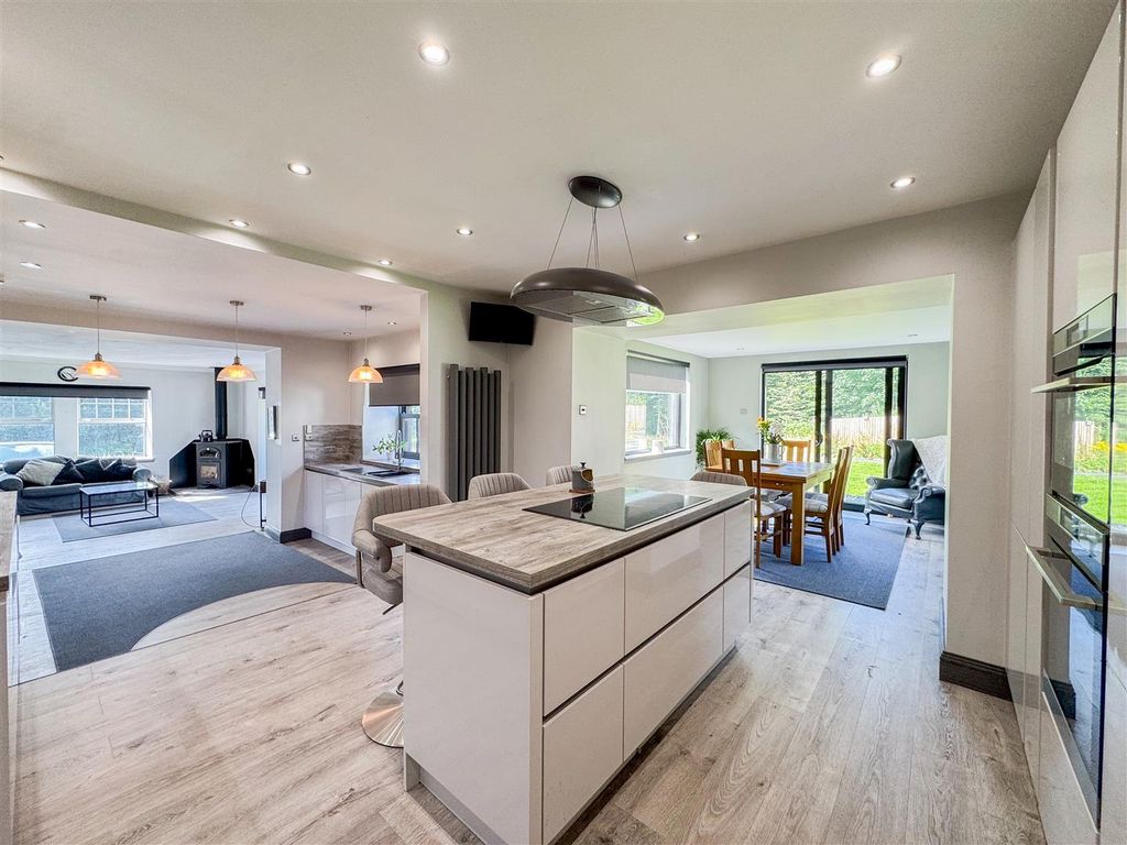 Property photo 2 of 38 Dining Kitchen/Family Room
