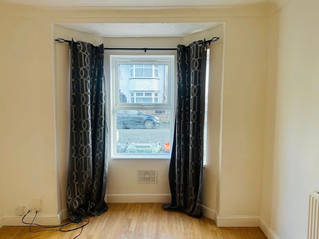 Property photo 3 of 24