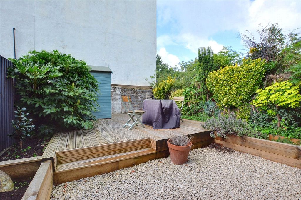 Property photo 3 of 15 Picture No. 08