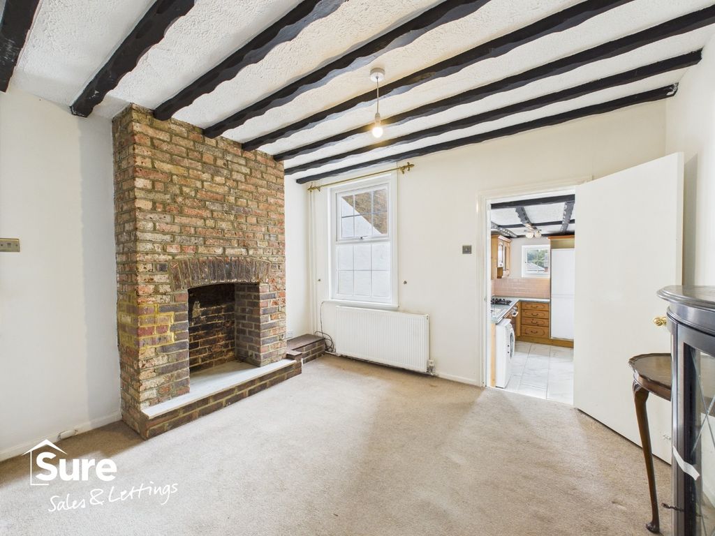 Property photo 2 of 15 1004054