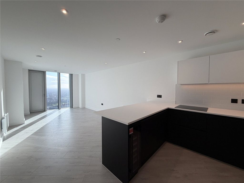 Property photo 1 of 30 Living Room