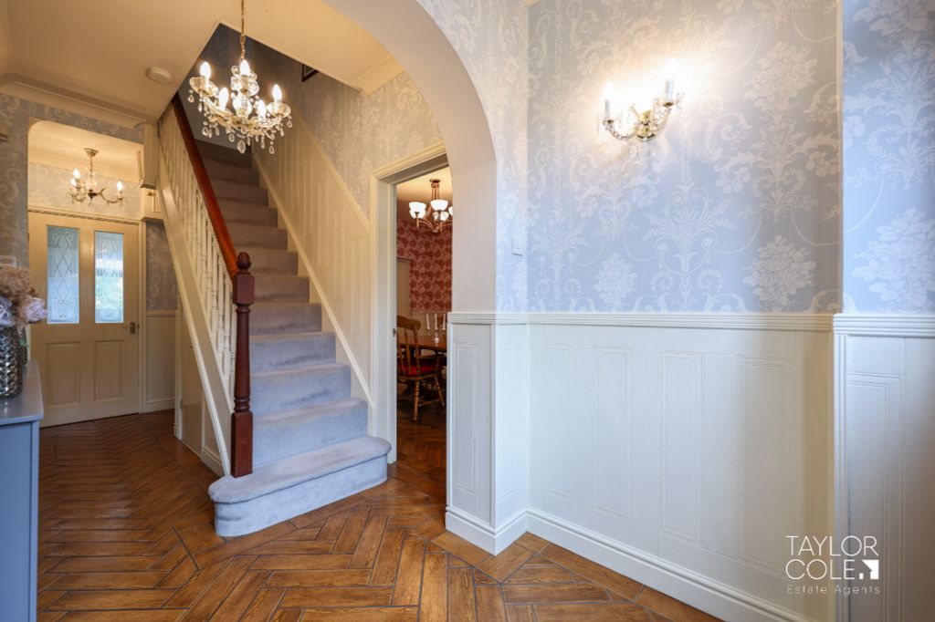 Property photo 2 of 50