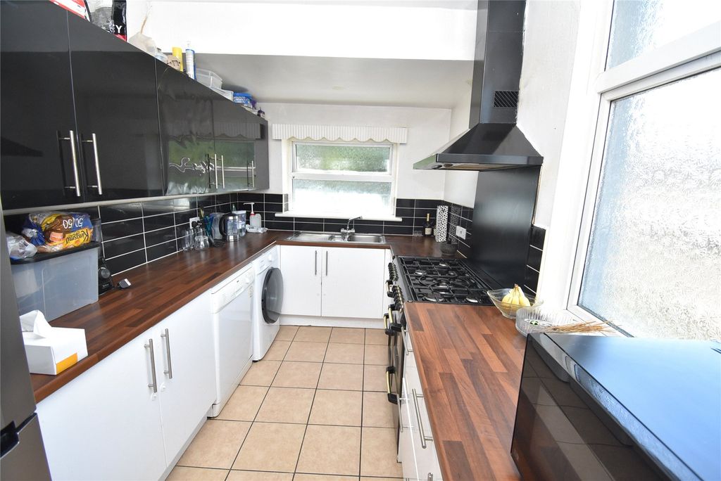 Property photo 3 of 10 Picture No. 20