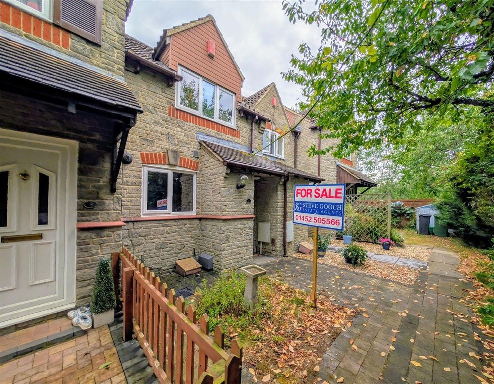 Property photo 1 of 12