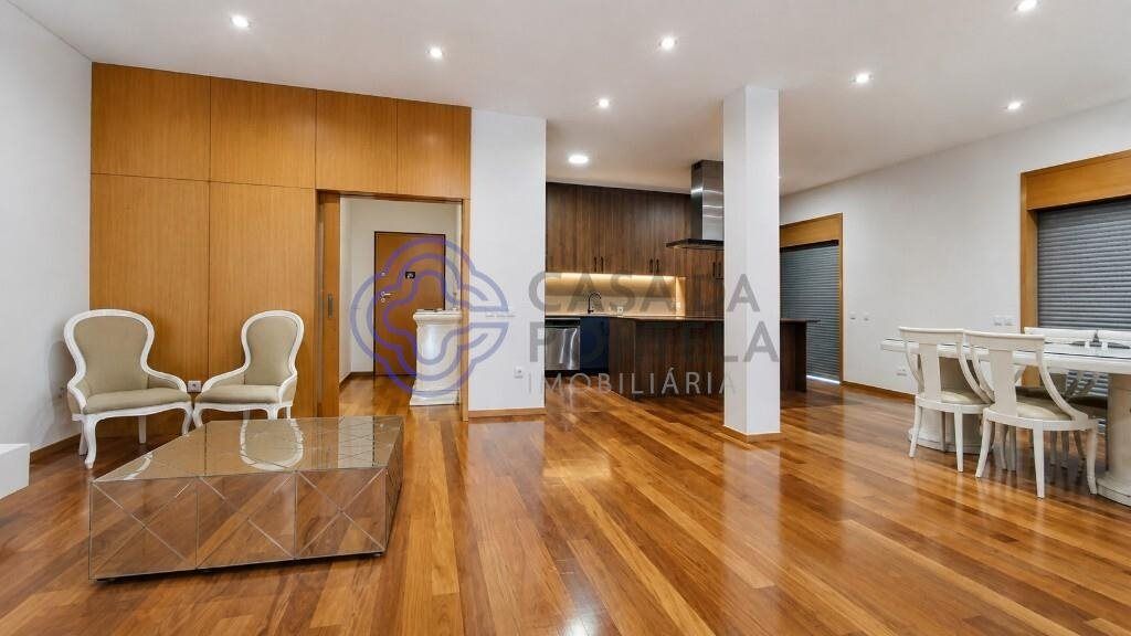 Property photo 1 of 48 Luxury T4 Apartment | 1st And Top Floor | Pool | Garage Box For 2 Cars