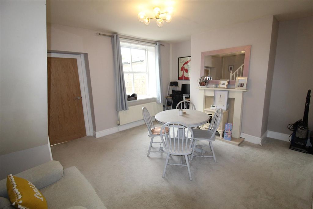 Property photo 3 of 14 Img_9380.Jpg