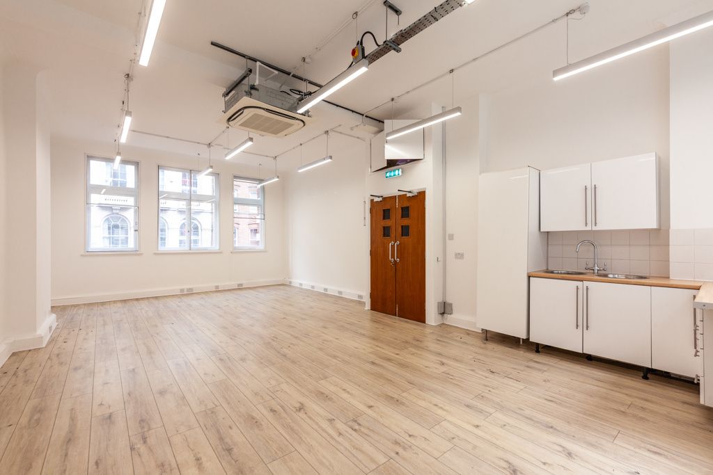 Property photo 3 of 6 Photo 2